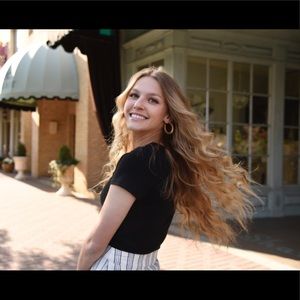 Meet your Posher, Ava